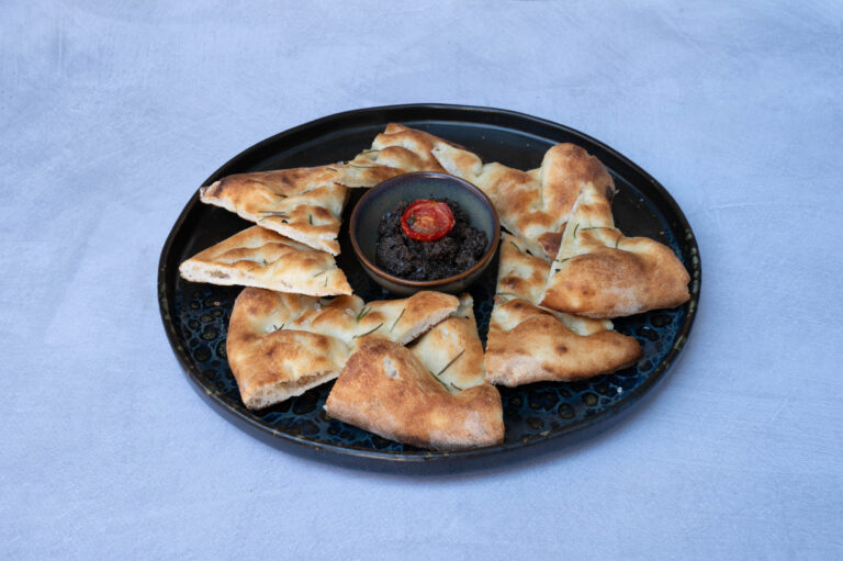 PITE E PJEKUR NË TULLË