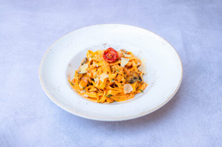 “TAGLIATELLE DI POLLO”
